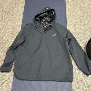 Palm rain jacket with hood